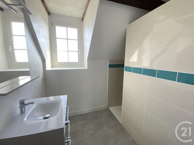Appartement F2 à louer - 2 pièces - 39.8 m2 - CHARTRES - 28 - CENTRE - Century 21 Maitrejean Immobilier