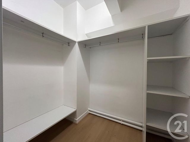 Appartement T4 à louer - 4 pièces - 111.5 m2 - CHARTRES - 28 - CENTRE - Century 21 Maitrejean Immobilier