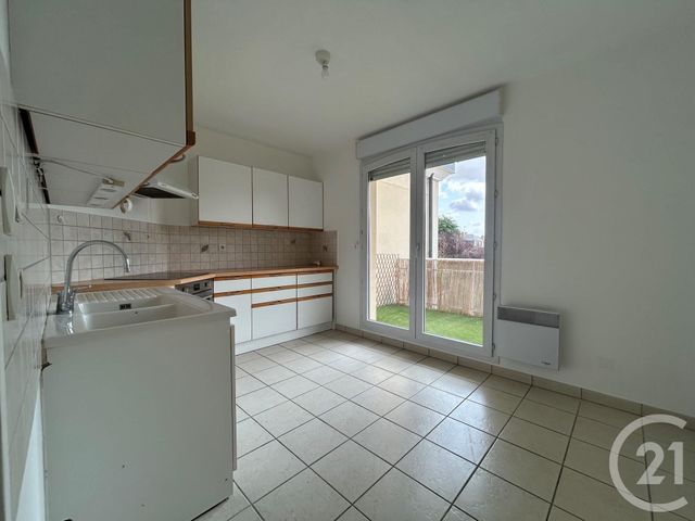 Appartement T4 à louer - 4 pièces - 111.5 m2 - CHARTRES - 28 - CENTRE - Century 21 Maitrejean Immobilier