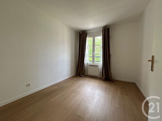 Appartement T4 à louer - 4 pièces - 111.5 m2 - CHARTRES - 28 - CENTRE - Century 21 Maitrejean Immobilier