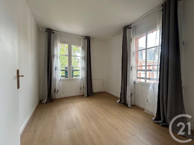 Appartement T4 à louer - 4 pièces - 111.5 m2 - CHARTRES - 28 - CENTRE - Century 21 Maitrejean Immobilier