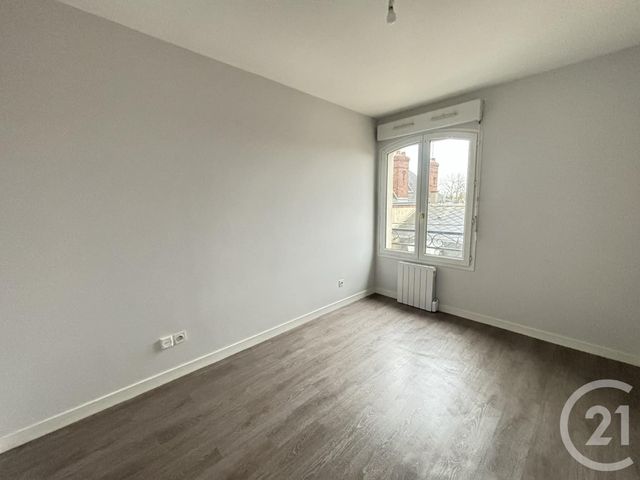 Appartement F2 à louer - 2 pièces - 35.46 m2 - CHARTRES - 28 - CENTRE - Century 21 Maitrejean Immobilier