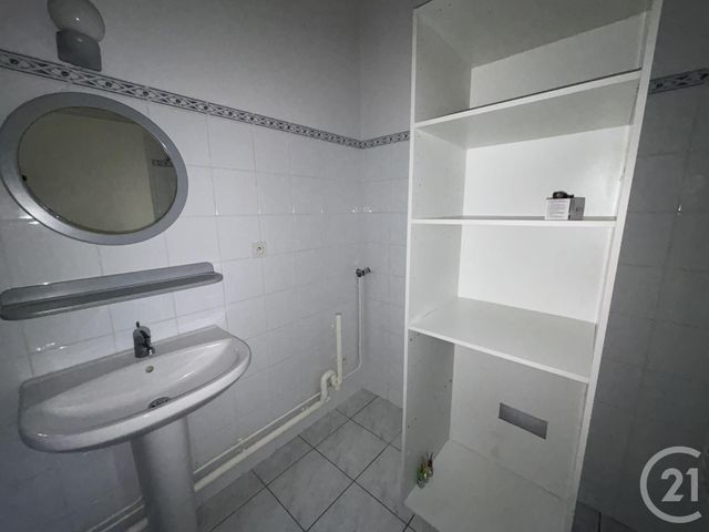 Appartement F2 à louer - 2 pièces - 35.46 m2 - CHARTRES - 28 - CENTRE - Century 21 Maitrejean Immobilier