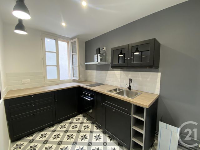 Appartement F2 à louer - 2 pièces - 51.03 m2 - CHARTRES - 28 - CENTRE - Century 21 Maitrejean Immobilier