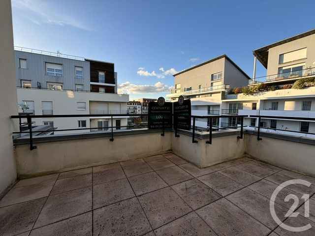 Appartement F3 à louer - 3 pièces - 64.23 m2 - CHARTRES - 28 - CENTRE - Century 21 Maitrejean Immobilier