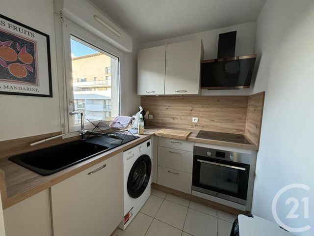 Appartement F3 à louer - 3 pièces - 64.23 m2 - CHARTRES - 28 - CENTRE - Century 21 Maitrejean Immobilier