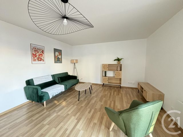 Appartement F3 à louer - 3 pièces - 64.23 m2 - CHARTRES - 28 - CENTRE - Century 21 Maitrejean Immobilier