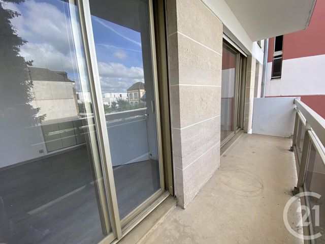 Appartement F2 à louer - 2 pièces - 42.38 m2 - CHARTRES - 28 - CENTRE - Century 21 Maitrejean Immobilier