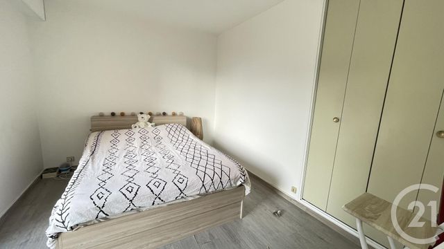 Appartement F2 à louer - 2 pièces - 42.38 m2 - CHARTRES - 28 - CENTRE - Century 21 Maitrejean Immobilier