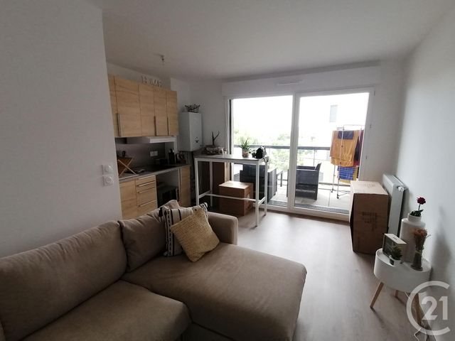 Appartement F2 à louer - 2 pièces - 40.7 m2 - CHARTRES - 28 - CENTRE - Century 21 Maitrejean Immobilier