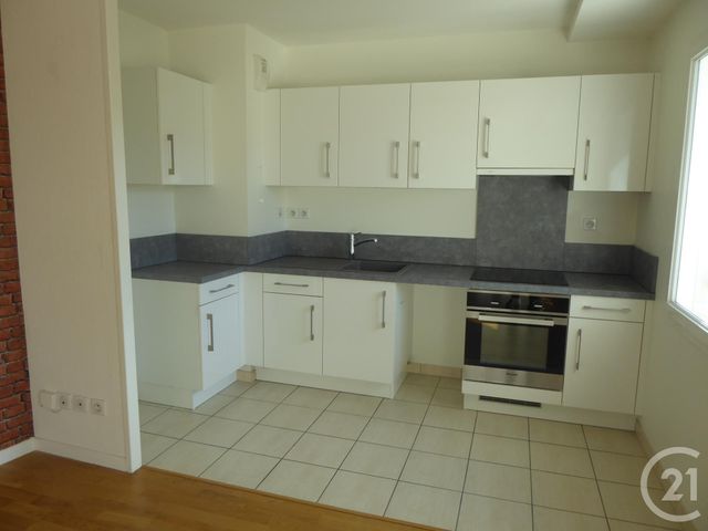 Appartement F3 à louer - 3 pièces - 62.86 m2 - CHARTRES - 28 - CENTRE - Century 21 Maitrejean Immobilier