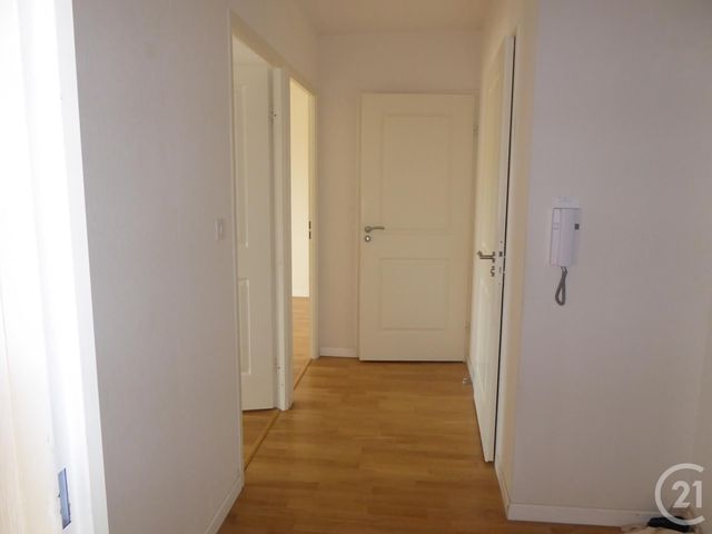 Appartement F3 à louer - 3 pièces - 62.86 m2 - CHARTRES - 28 - CENTRE - Century 21 Maitrejean Immobilier