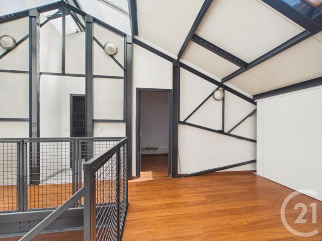 Appartement Loft à vendre - 4 pièces - 106.0 m2 - CHARTRES - 28 - CENTRE - Century 21 Maitrejean Immobilier