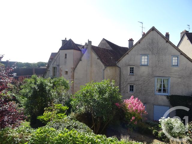 Appartement T2 à louer - 2 pièces - 55.82 m2 - CHARTRES - 28 - CENTRE - Century 21 Maitrejean Immobilier