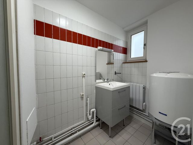 Appartement F2 à louer - 2 pièces - 35.93 m2 - CHARTRES - 28 - CENTRE - Century 21 Maitrejean Immobilier