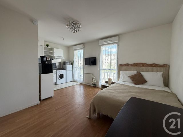 Appartement F1 à louer LUCE