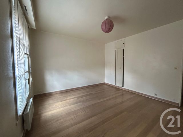 Appartement Studio à louer - 1 pièce - 23.95 m2 - CHARTRES - 28 - CENTRE - Century 21 Maitrejean Immobilier