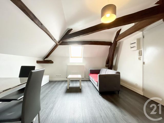 Appartement F2 à louer - 2 pièces - 25.55 m2 - CHARTRES - 28 - CENTRE - Century 21 Maitrejean Immobilier