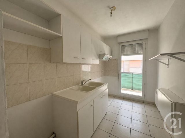 Appartement F2 à louer - 2 pièces - 45.12 m2 - MAINVILLIERS - 28 - CENTRE - Century 21 Maitrejean Immobilier