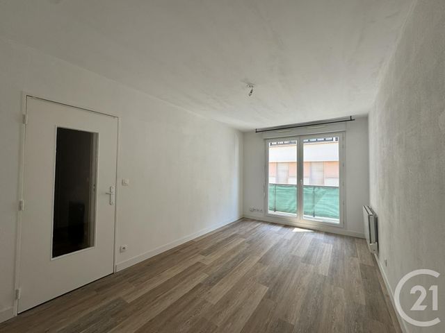 Appartement F2 à louer MAINVILLIERS