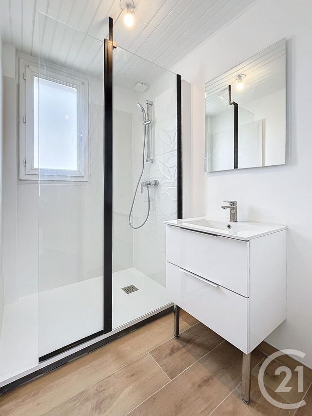 maison à louer - 4 pièces - 82.44 m2 - CHARTRES - 28 - CENTRE - Century 21 Maitrejean Immobilier