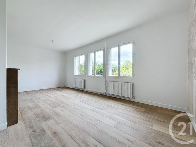 maison à louer - 4 pièces - 82.44 m2 - CHARTRES - 28 - CENTRE - Century 21 Maitrejean Immobilier