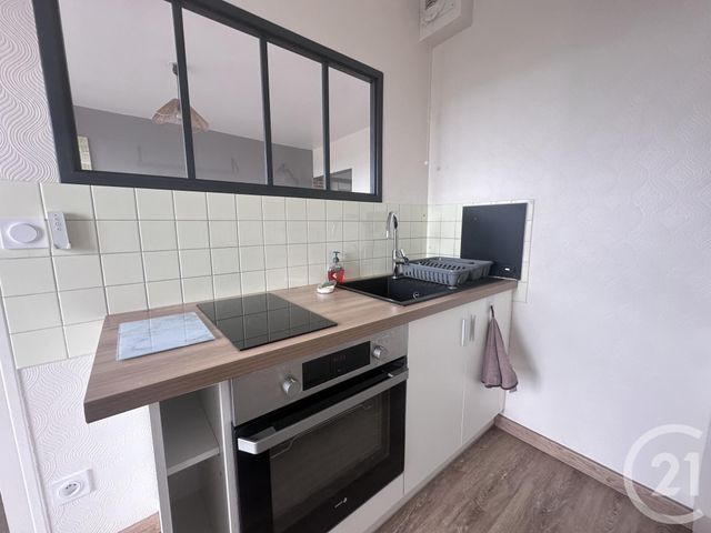 Appartement Studio à louer - 1 pièce - 29.42 m2 - CHARTRES - 28 - CENTRE - Century 21 Maitrejean Immobilier
