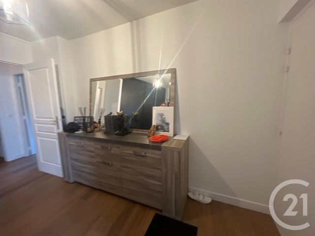 Appartement F3 à louer - 3 pièces - 78.52 m2 - LUISANT - 28 - CENTRE - Century 21 Maitrejean Immobilier
