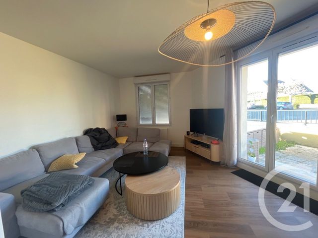 Appartement F3 à louer - 3 pièces - 78.52 m2 - LUISANT - 28 - CENTRE - Century 21 Maitrejean Immobilier