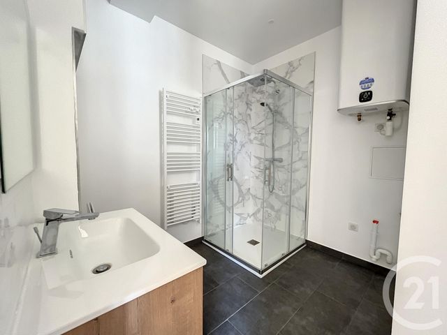 Appartement F2 à louer - 2 pièces - 41.62 m2 - CHARTRES - 28 - CENTRE - Century 21 Maitrejean Immobilier
