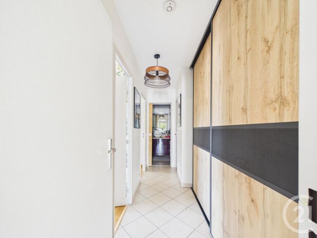 Appartement F3 à vendre - 3 pièces - 74.0 m2 - CHARTRES - 28 - CENTRE - Century 21 Maitrejean Immobilier