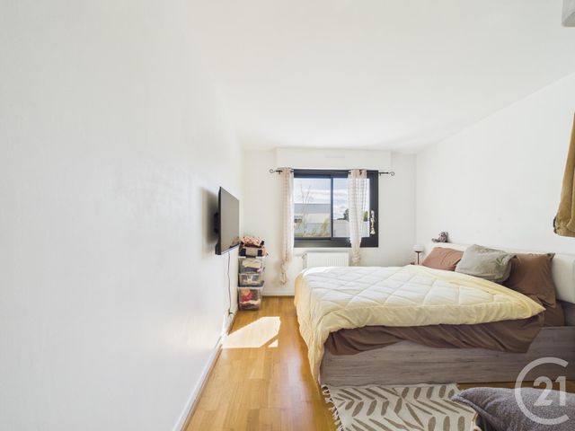 Appartement F3 à vendre - 3 pièces - 74.0 m2 - CHARTRES - 28 - CENTRE - Century 21 Maitrejean Immobilier