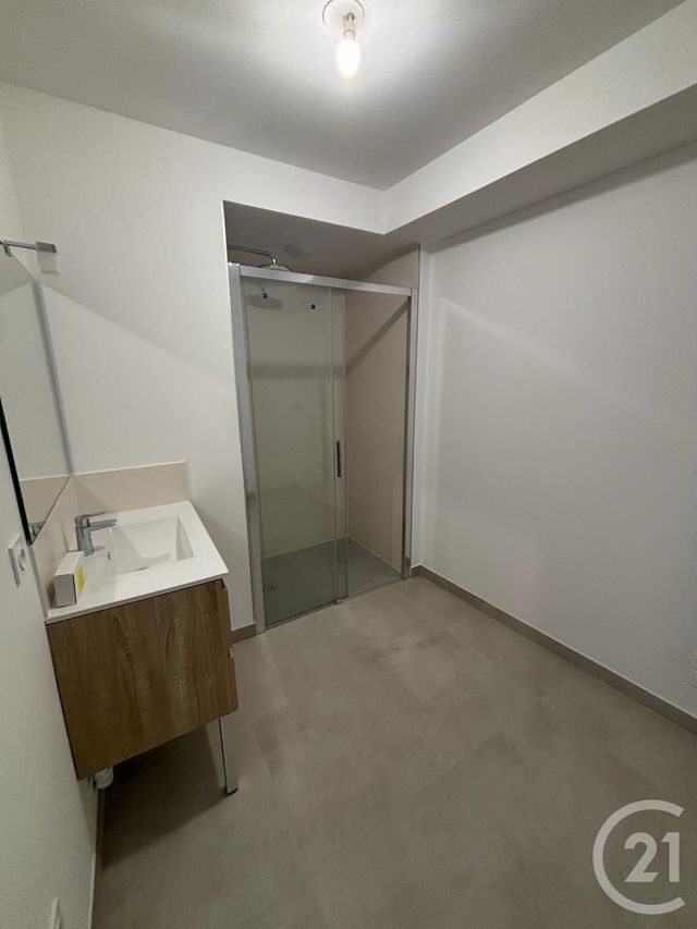 Appartement T2 à louer - 2 pièces - 43.58 m2 - CHARTRES - 28 - CENTRE - Century 21 Maitrejean Immobilier