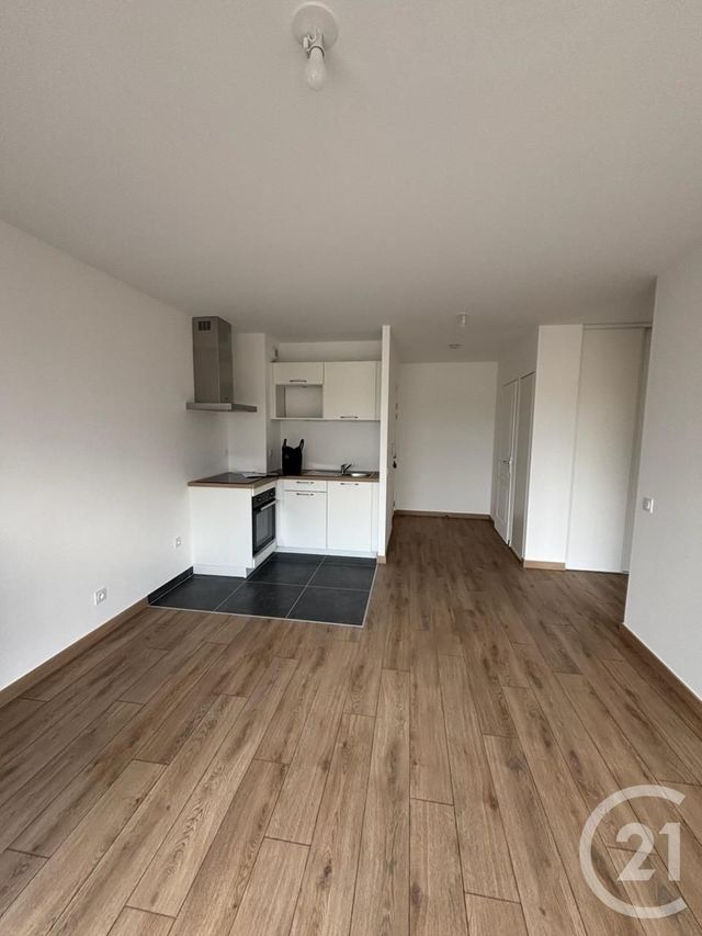 Appartement T2 à louer - 2 pièces - 43.58 m2 - CHARTRES - 28 - CENTRE - Century 21 Maitrejean Immobilier