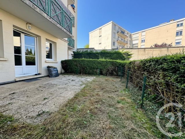 Appartement F2 à louer - 2 pièces - 42.9 m2 - CHARTRES - 28 - CENTRE - Century 21 Maitrejean Immobilier