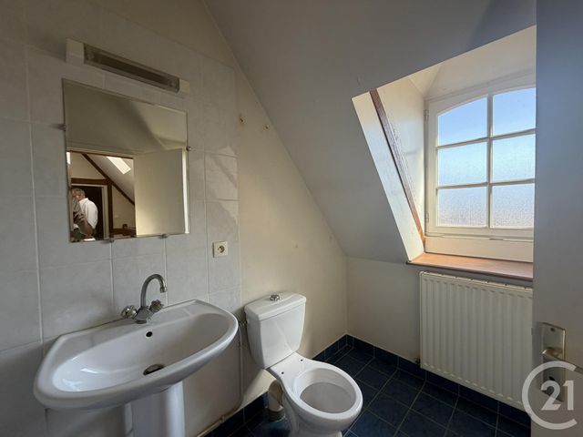 maison à louer - 5 pièces - 87.43 m2 - THIVARS - 28 - CENTRE - Century 21 Maitrejean Immobilier