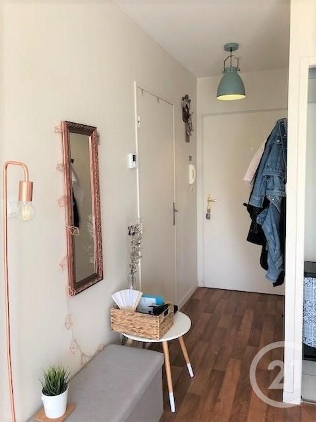 Appartement F2 à louer - 2 pièces - 30.1 m2 - CHARTRES - 28 - CENTRE - Century 21 Maitrejean Immobilier