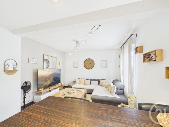 Appartement F2 à vendre - 2 pièces - 49.1 m2 - CHARTRES - 28 - CENTRE - Century 21 Maitrejean Immobilier