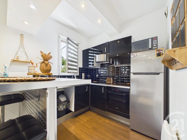 Appartement F2 à vendre - 2 pièces - 49.1 m2 - CHARTRES - 28 - CENTRE - Century 21 Maitrejean Immobilier