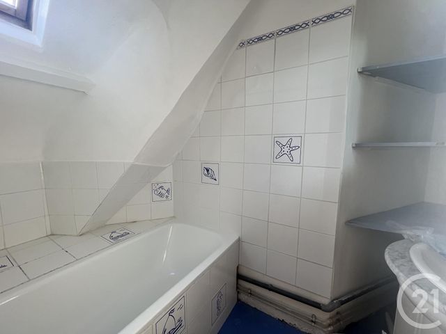 Appartement F2 à louer - 2 pièces - 44.3 m2 - CHARTRES - 28 - CENTRE - Century 21 Maitrejean Immobilier