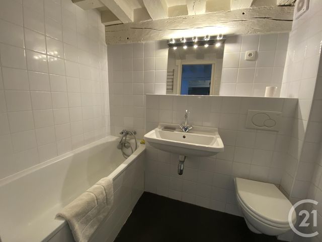 Appartement F2 à louer - 2 pièces - 48.07 m2 - CHARTRES - 28 - CENTRE - Century 21 Maitrejean Immobilier