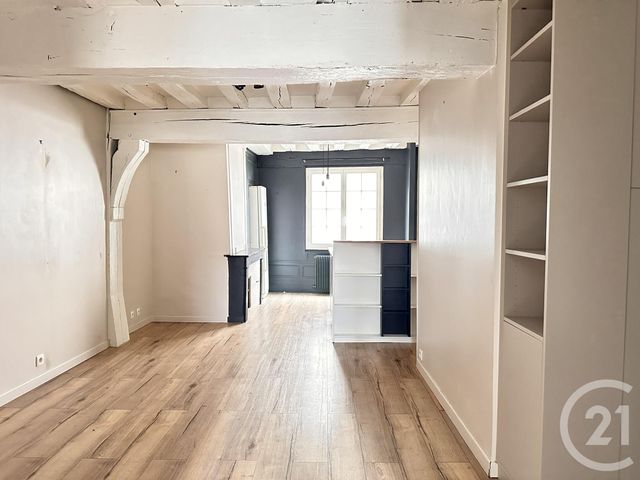 Appartement F2 à louer - 2 pièces - 49.74 m2 - CHARTRES - 28 - CENTRE - Century 21 Maitrejean Immobilier