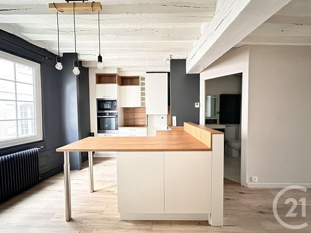 Appartement F2 à louer - 2 pièces - 49.74 m2 - CHARTRES - 28 - CENTRE - Century 21 Maitrejean Immobilier