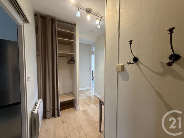 Appartement F2 bis à louer - 2 pièces - 60.51 m2 - CHARTRES - 28 - CENTRE - Century 21 Maitrejean Immobilier
