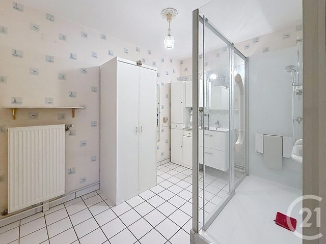 Appartement F3 à vendre - 3 pièces - 87.93 m2 - CHARTRES - 28 - CENTRE - Century 21 Maitrejean Immobilier