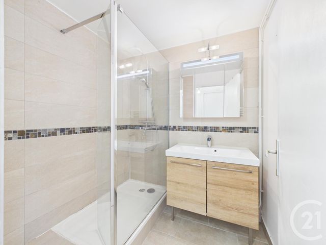 Appartement T3 à louer - 3 pièces - 59.86 m2 - CHARTRES - 28 - CENTRE - Century 21 Maitrejean Immobilier