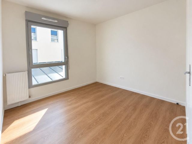 Appartement F3 à vendre - 3 pièces - 69.47 m2 - CHARTRES - 28 - CENTRE - Century 21 Maitrejean Immobilier