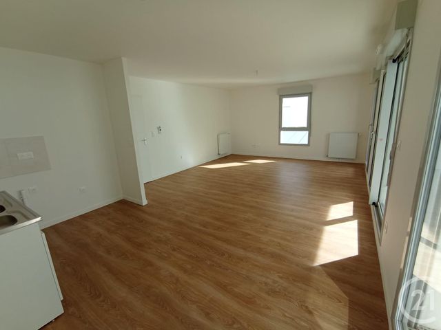 Appartement F3 à vendre - 3 pièces - 69.47 m2 - CHARTRES - 28 - CENTRE - Century 21 Maitrejean Immobilier