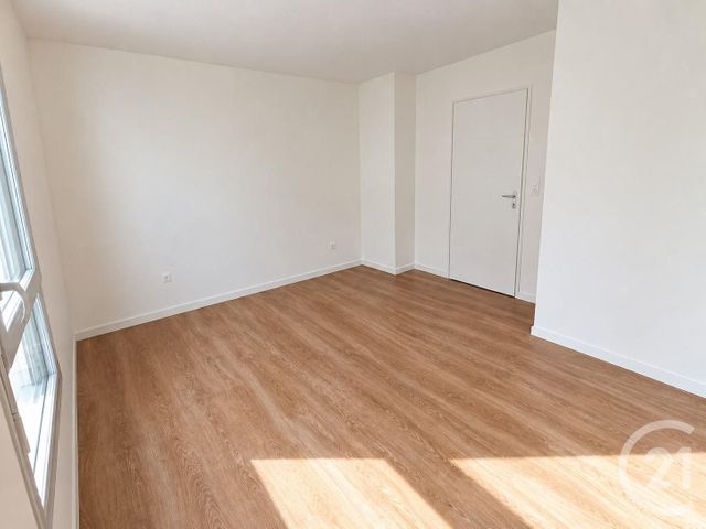 Appartement F3 à vendre - 3 pièces - 69.47 m2 - CHARTRES - 28 - CENTRE - Century 21 Maitrejean Immobilier