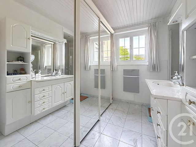 maison à vendre - 5 pièces - 70.0 m2 - CHARTRES - 28 - CENTRE - Century 21 Maitrejean Immobilier